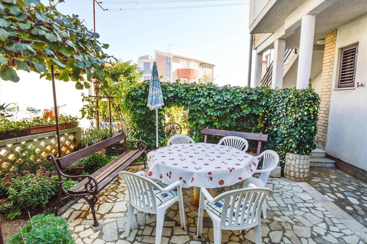 Apartamento Studio In Pjescana Uvala/Istrien 11044